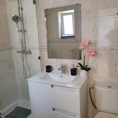 Alojamento Batista Apartamento *